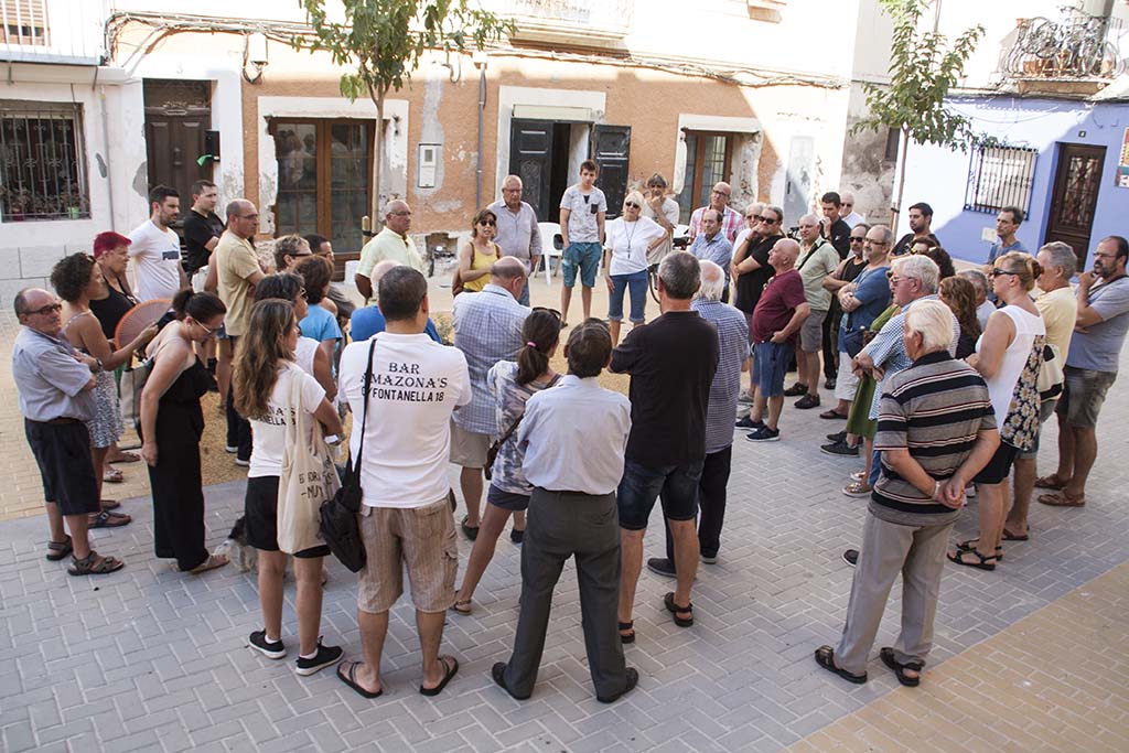 La calle Sandunga de Dénia pasa a ser peatonal y sólo podrán acceder coches  de vecinos
