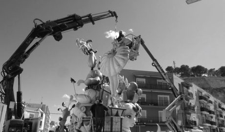 [FOTOGALERÍA] Todas las imágenes de la plantà de las fallas de Dénia