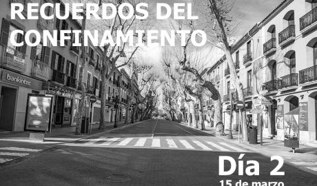 Las calles desiertas y las estanterías en los supermercados también