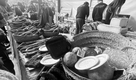 Llíber reivindica los sabores de la Vall de Pop con la XIV Feria del Embutido y Producto Tradicional [Fotogalería]