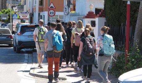 Del clamor contra la masificación al «vivimos del turismo»: qué hacer en Dénia tras una avalancha como la de esta Semana Santa